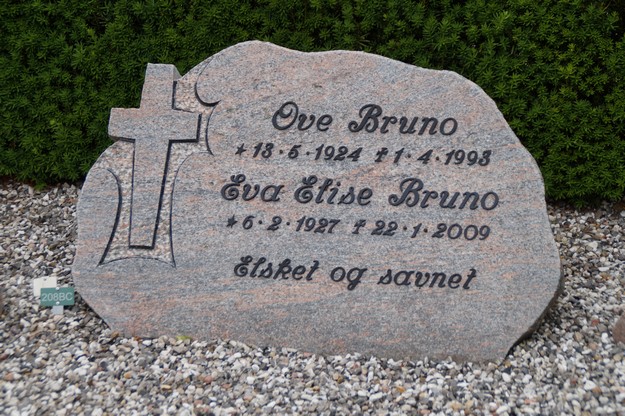 Billede af gravsten på Herning Vestre Kirkegård