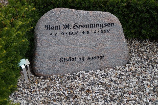 Billede af gravsten på Herning Vestre Kirkegård