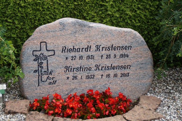 Billede af gravsten på Herning Vestre Kirkegård