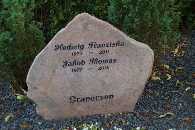 Billede af gravsten på Herning Vestre Kirkegård