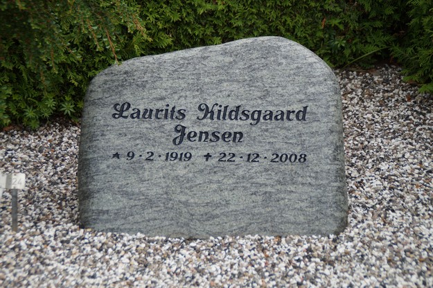 Billede af gravsten på Herning Vestre Kirkegård
