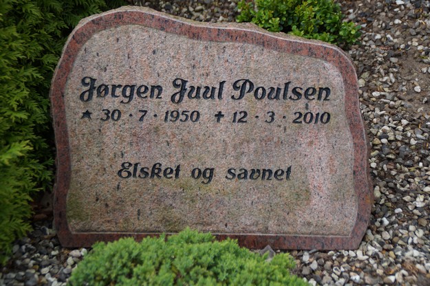 Billede af gravsten på Herning Vestre Kirkegård