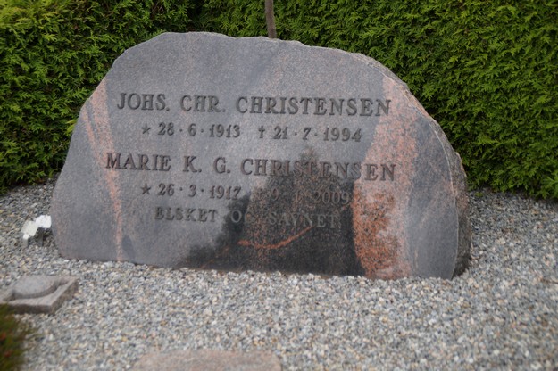 Billede af gravsten på Herning Vestre Kirkegård