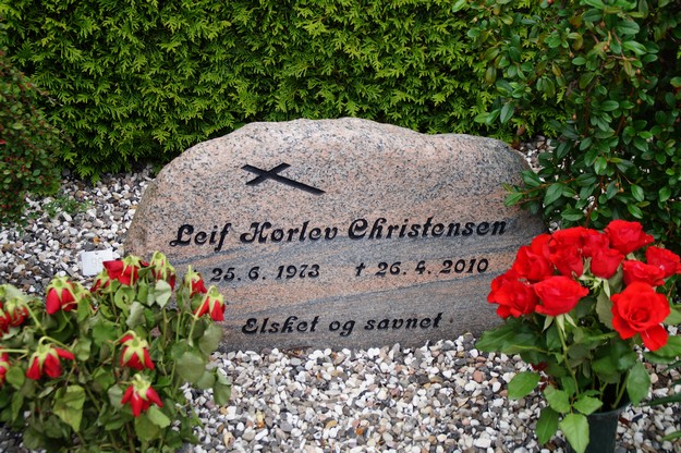 Billede af gravsten på Herning Vestre Kirkegård