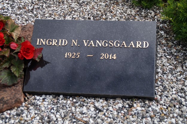 Billede af gravsten på Herning Vestre Kirkegård