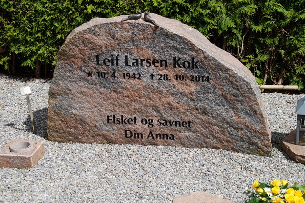 Billede af gravsten på Herning Vestre Kirkegård