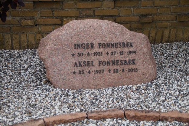 Billede af gravsten på Herning Vestre Kirkegård