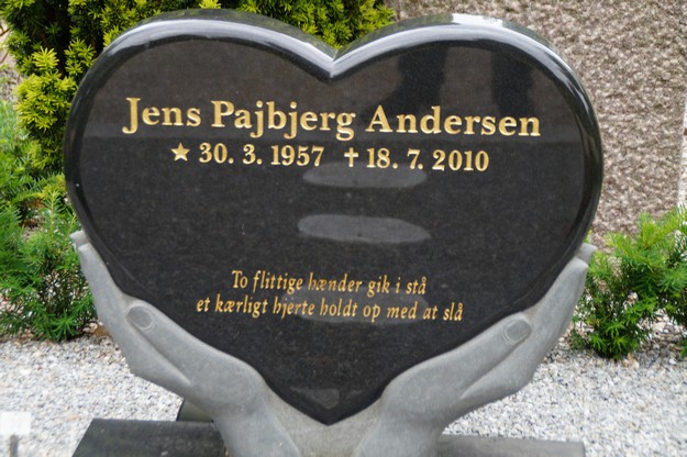 Billede af gravsten på Herning Vestre Kirkegård