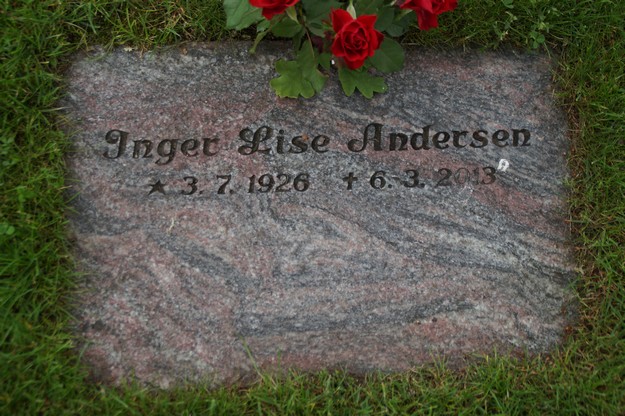 Billede af gravsten på Herning Vestre Kirkegård