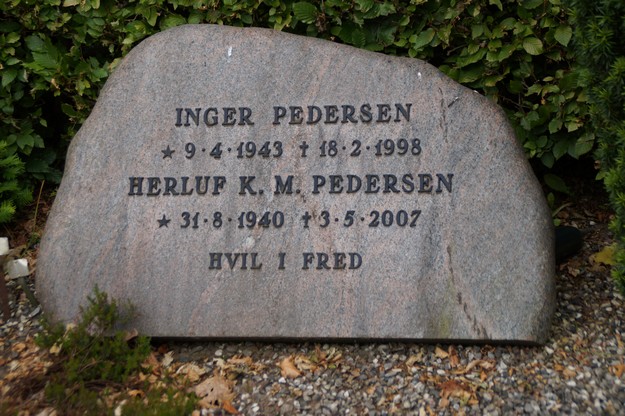 Billede af gravsten på Herning Vestre Kirkegård