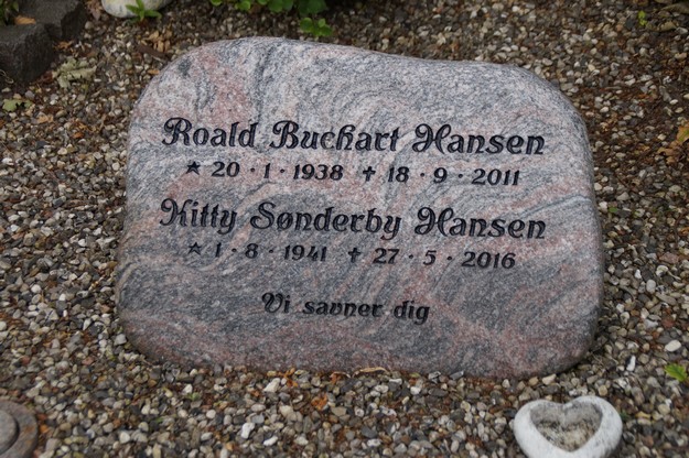 Billede af gravsten på Herning Vestre Kirkegård