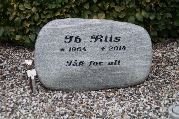 Billede af gravsten på Herning Vestre Kirkegård