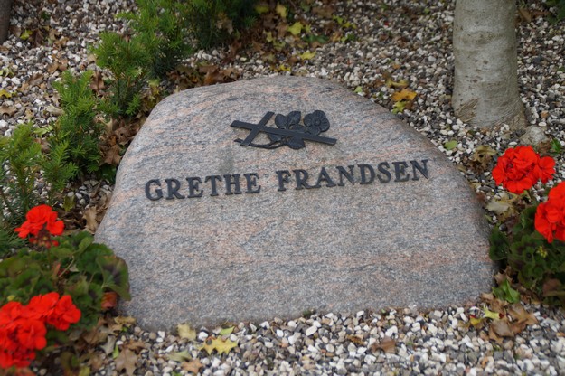 Billede af gravsten på Herning Vestre Kirkegård