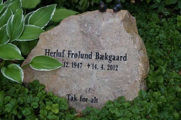 Billede af gravsten på Herning Vestre Kirkegård