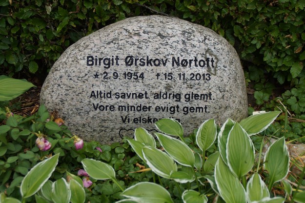 Billede af gravsten på Herning Vestre Kirkegård