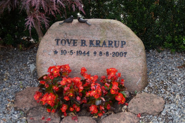 Billede af gravsten på Herning Vestre Kirkegård