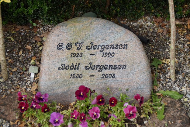 Billede af gravsten på Herning Vestre Kirkegård