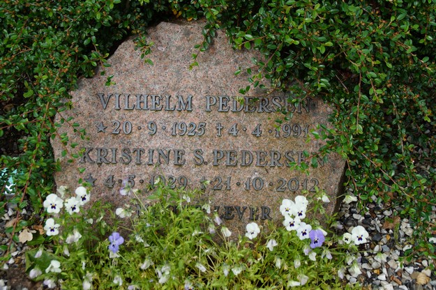 Billede af gravsten på Herning Vestre Kirkegård
