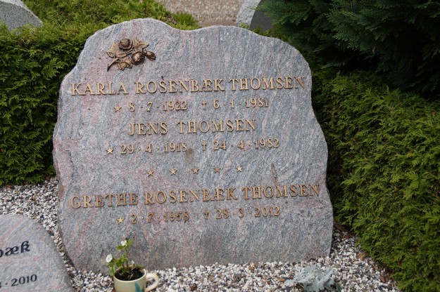 Billede af gravsten på Herning Vestre Kirkegård