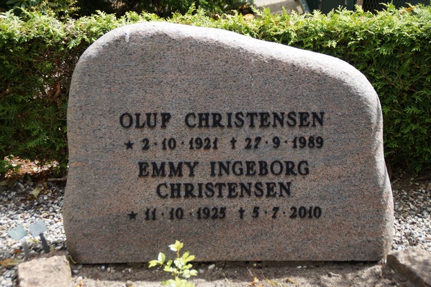 Billede af gravsten på Herning Vestre Kirkegård