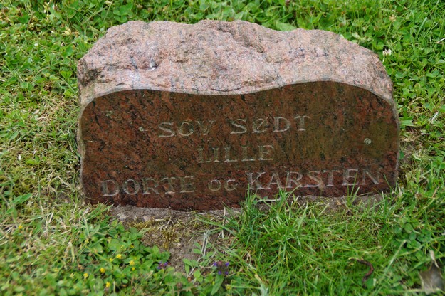 Billede af gravsten på Herning Vestre Kirkegård