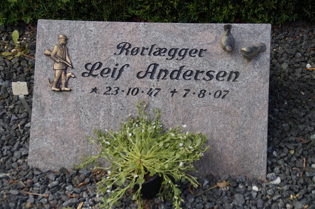 Billede af gravsten på Herning Vestre Kirkegård