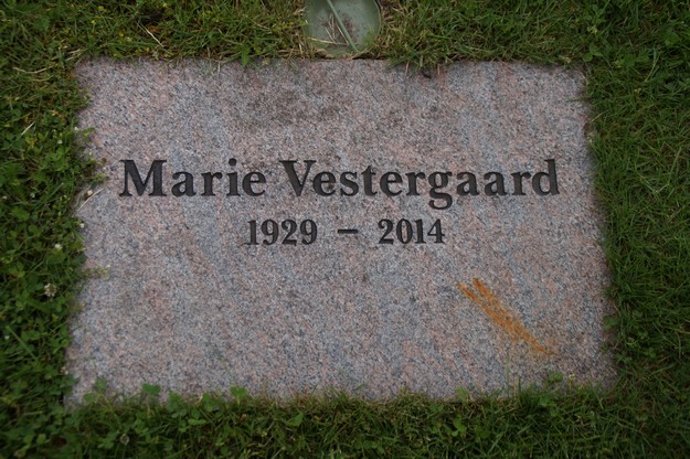 Billede af gravsten på Herning Vestre Kirkegård