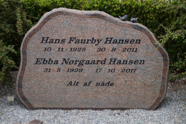 Billede af gravsten på Herning Vestre Kirkegård