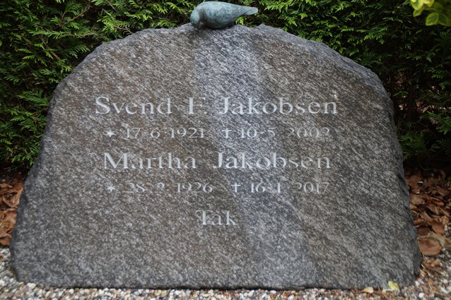 Billede af gravsten på Herning Vestre Kirkegård