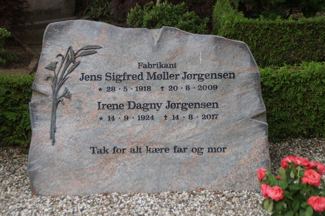Billede af gravsten på Herning Vestre Kirkegård