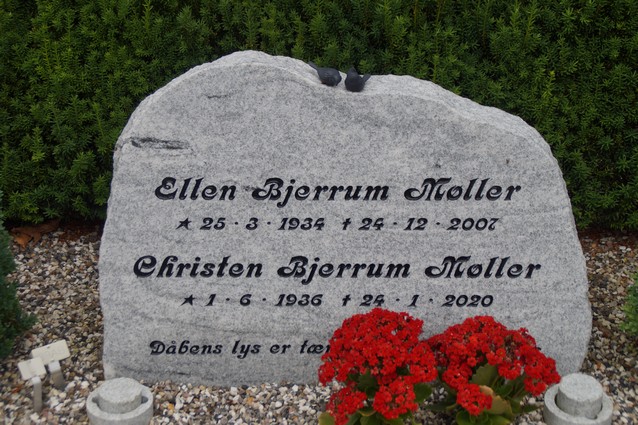Billede af gravsten på Herning Vestre Kirkegård