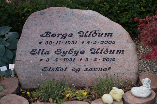 Billede af gravsten på Herning Vestre Kirkegård