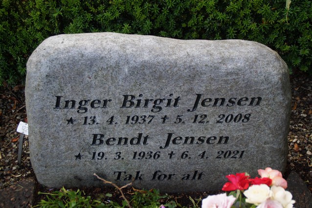 Billede af gravsten på Herning Vestre Kirkegård