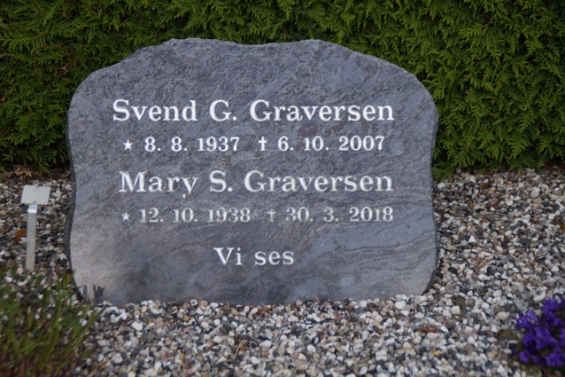 Billede af gravsten på Herning Vestre Kirkegård