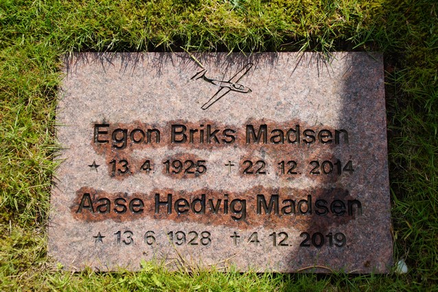 Billede af gravsten på Herning Vestre Kirkegård