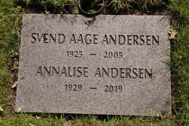 Billede af gravsten på Herning Vestre Kirkegård