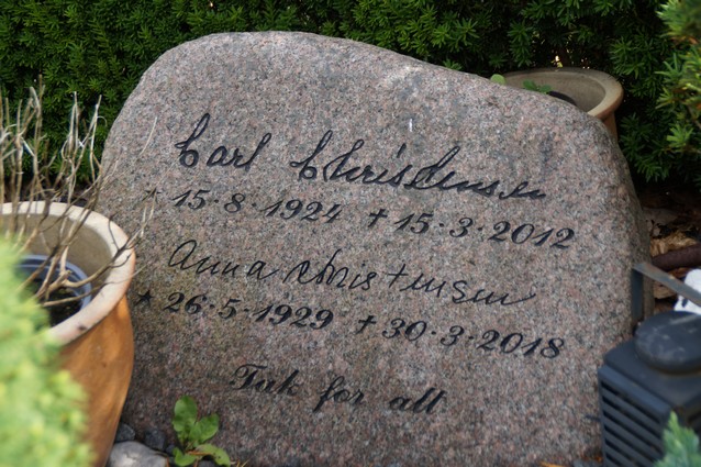 Billede af gravsten på Herning Vestre Kirkegård