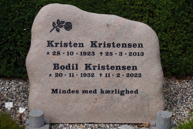 Billede af gravsten på Herning Vestre Kirkegård