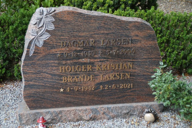 Billede af gravsten på Herning Vestre Kirkegård