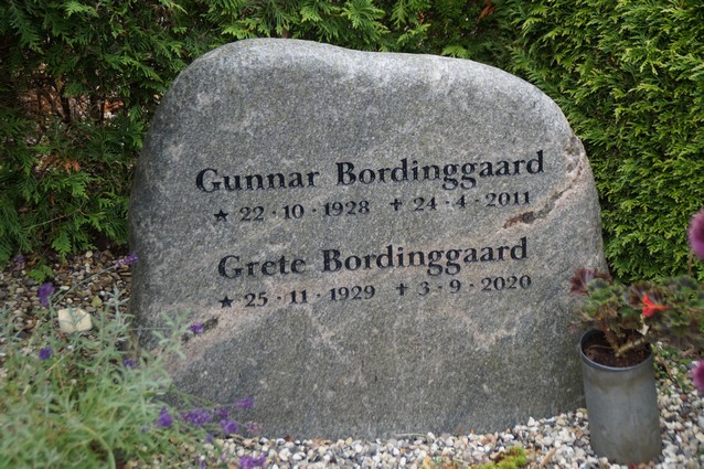 Billede af gravsten på Herning Vestre Kirkegård