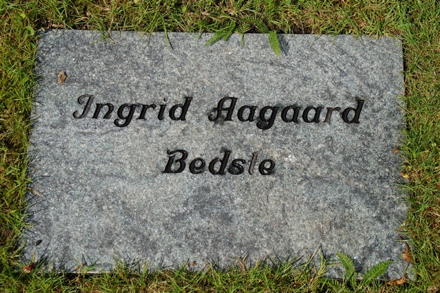 Billede af gravsten på Herning Vestre Kirkegård