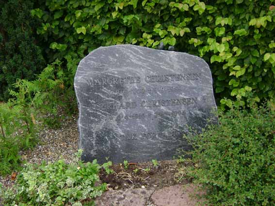 Billede af gravsten på Holstebro Nordre Kirkegård