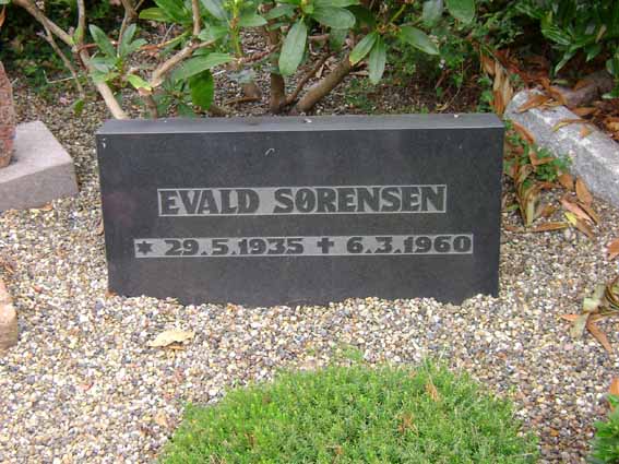 Billede af gravsten på Holstebro Nordre Kirkegård