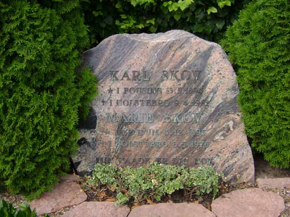 Billede af gravsten på Holstebro Nordre Kirkegård