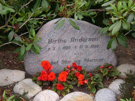Billede af gravsten på Holstebro Nordre Kirkegård