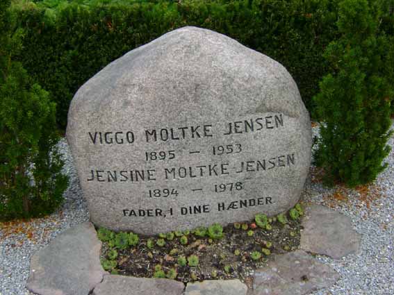 Billede af gravsten på Holstebro Nordre Kirkegård