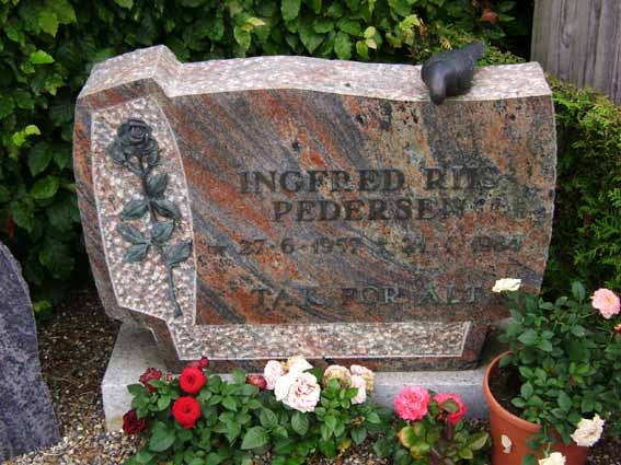 Billede af gravsten på Holstebro Nordre Kirkegård