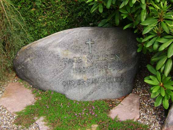 Billede af gravsten på Holstebro Nordre Kirkegård