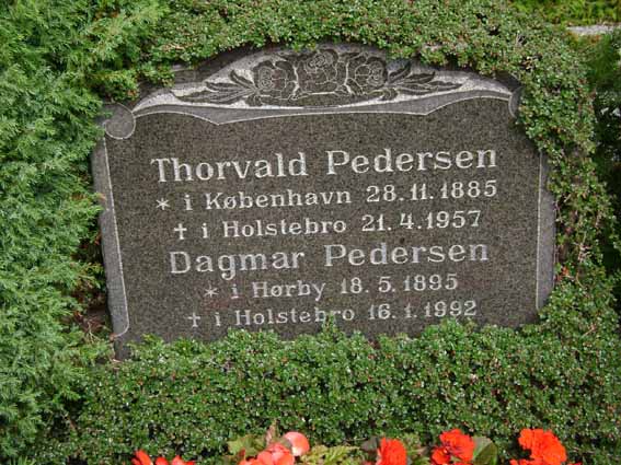 Billede af gravsten på Holstebro Nordre Kirkegård