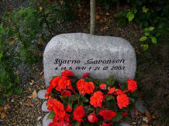 Billede af gravsten på Holstebro Nordre Kirkegård